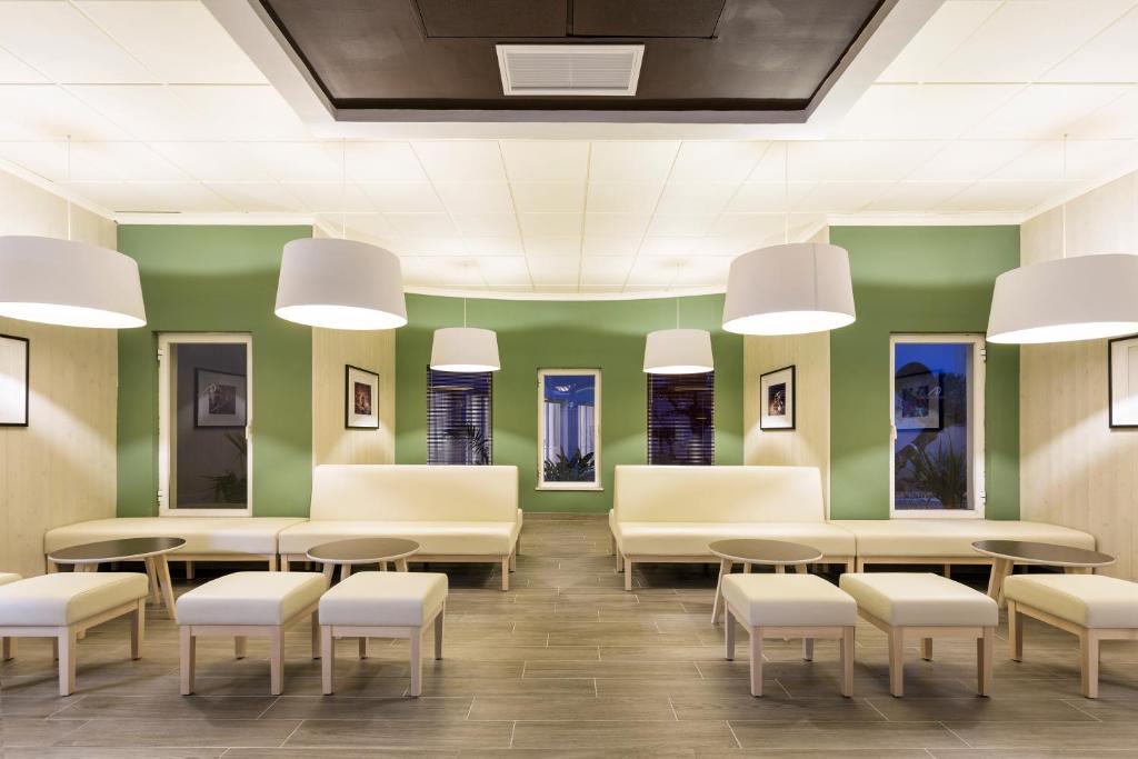 Mūsdienīgs un ērts atpūtas stūrītis AP Adriana Beach Resort