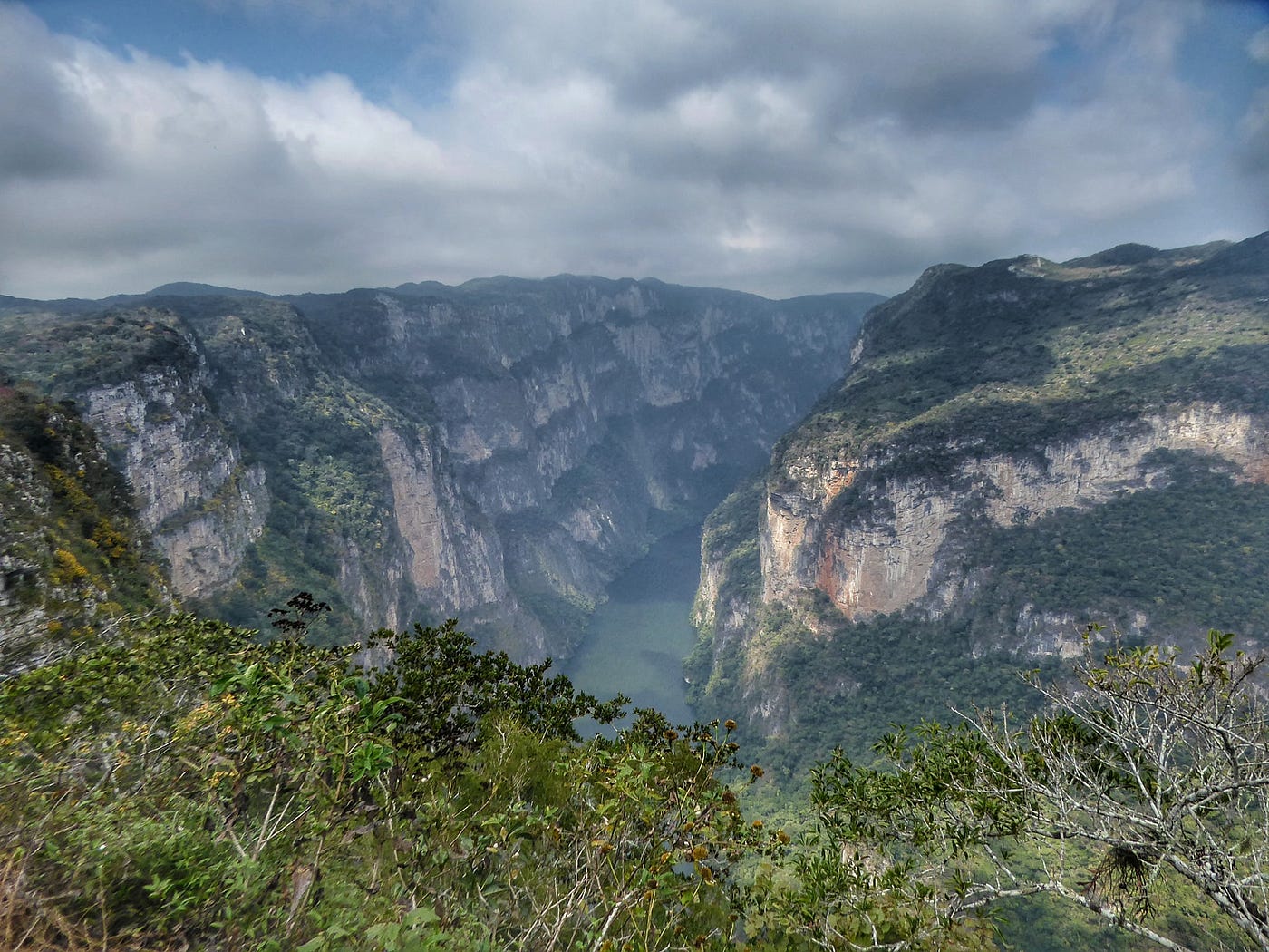 Sumidero kanjona upes klintis Meksikā – elpu aizraujošs skats Vanilla Travel ceļojumā