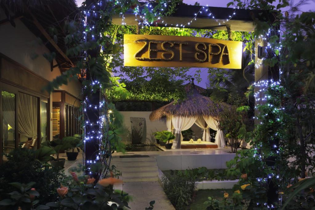 The Cliff Resort & Residences Zest Spa ar dekoratīvu apgaismojumu