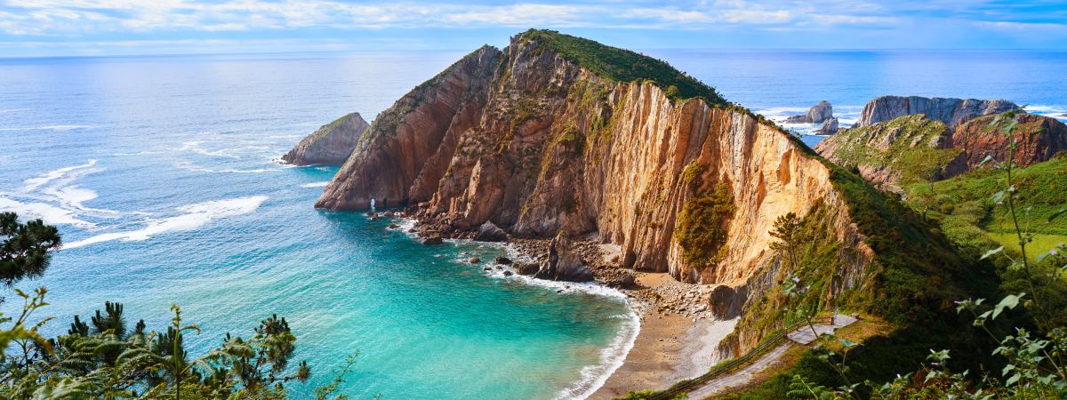 Playa del Silencio Astūrijā – klusa un gleznaina pludmale Vanilla Travel ceļojumā