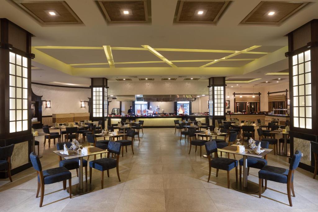 Eleganta restorāna iekārtojums Albatros Palace Resort