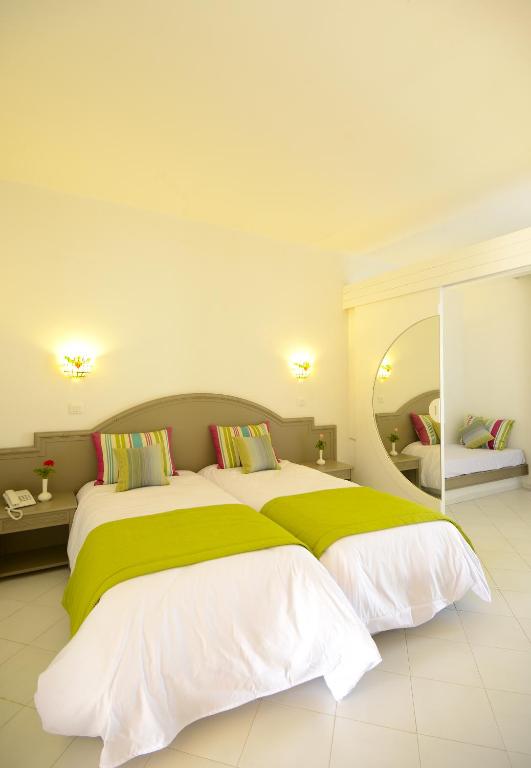 Numurs ar divām gultām One resort aqua park & spa viesnīcā