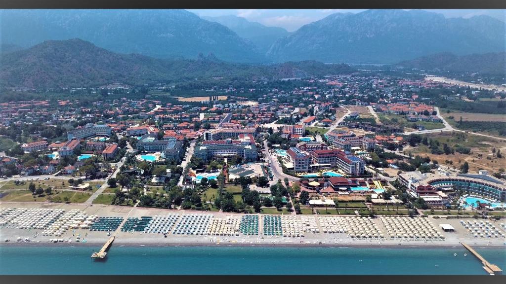 Skats uz Camyuva Beach Hotel un apkārtējo piekrasti