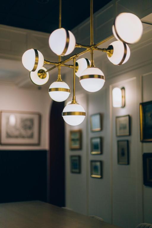 Moderns apgaismojums Sugar Marina Nautical viesnīcā