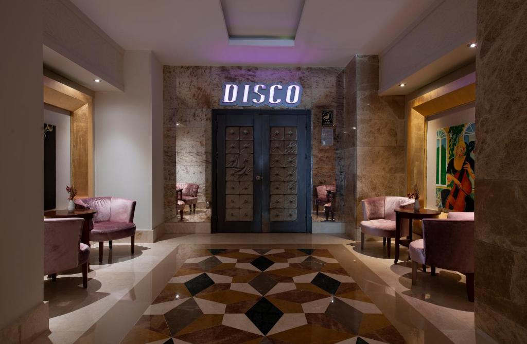 Disco ieeja viesnīcā Sentido Kamelya Selin Luxury Resort & SPA
