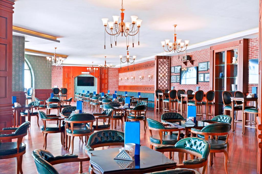 Elegant lounge area at Pickalbatros Palace Sharm El Sheikh.