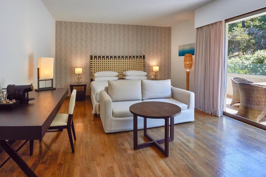 Mūsdienīgs numurs ar balkonu Sheraton Rhodes Resort