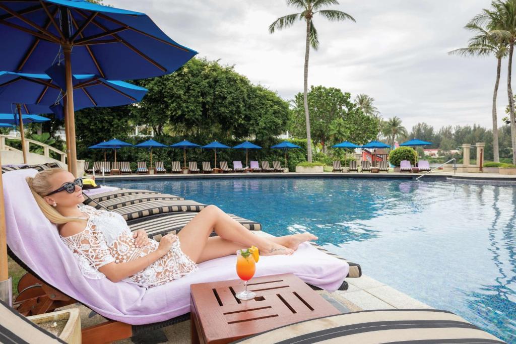 Relaksējoša brīvdiena pie baseina Angsana Laguna Phuket