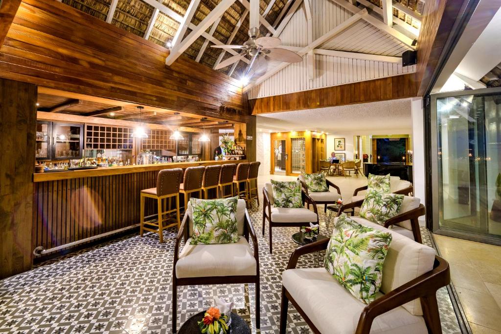 Seasense Boutique Hotel & Spa elegantais atpūtas bārs