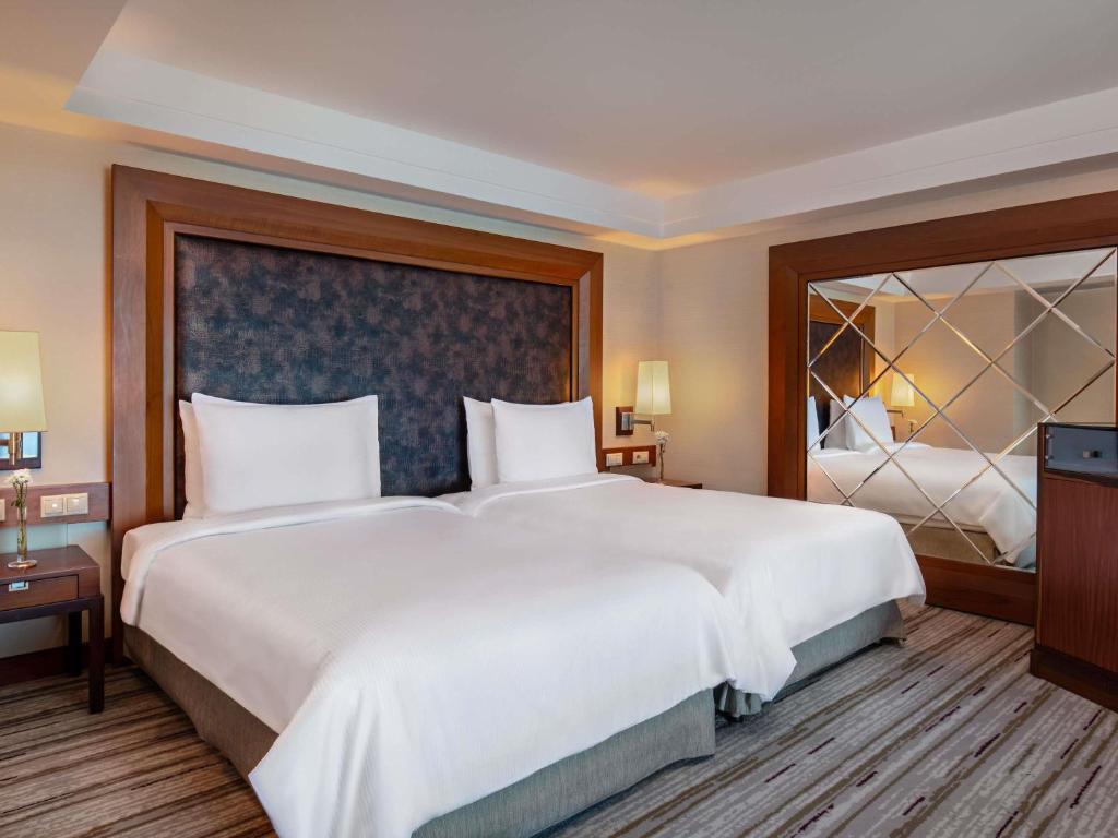 Rixos Sungate - divguļamais numurs ar mūsdienīgu interjeru