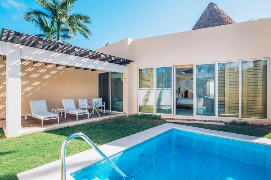 Numurs ar privātu baseinu pie JOIA Paraiso by Iberostar