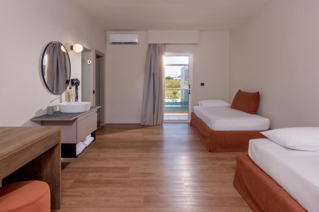 Zeus Hotels Ydoria Resort numurs ar balkonu un mūsdienīgu dizainu