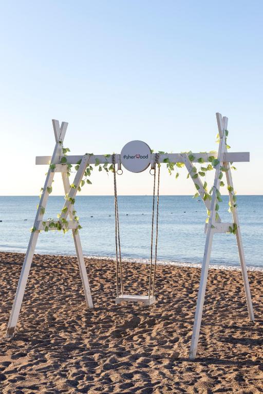 Šūpuļtīkls piekrastē pie Sherwood Exclusive Lara