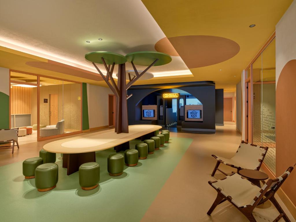 Paloma Grida bērnu atpūtas zona ar modernu dizainu