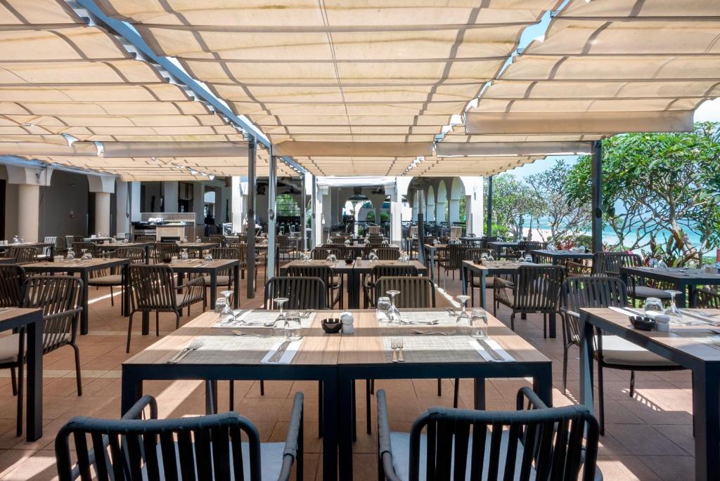 Āra restorāns piekrastē RIU Palace Zanzibar viesnīcā