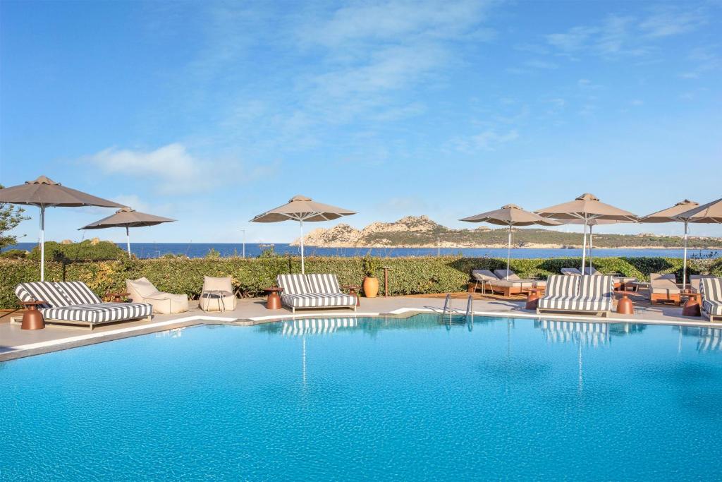Mangia's Santa Teresa Sardinia pool with sea view.