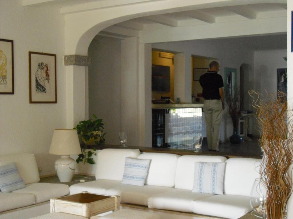 San Paolo viesnīcas mājīgs interjers ar ērtu sēdvietu zonu.