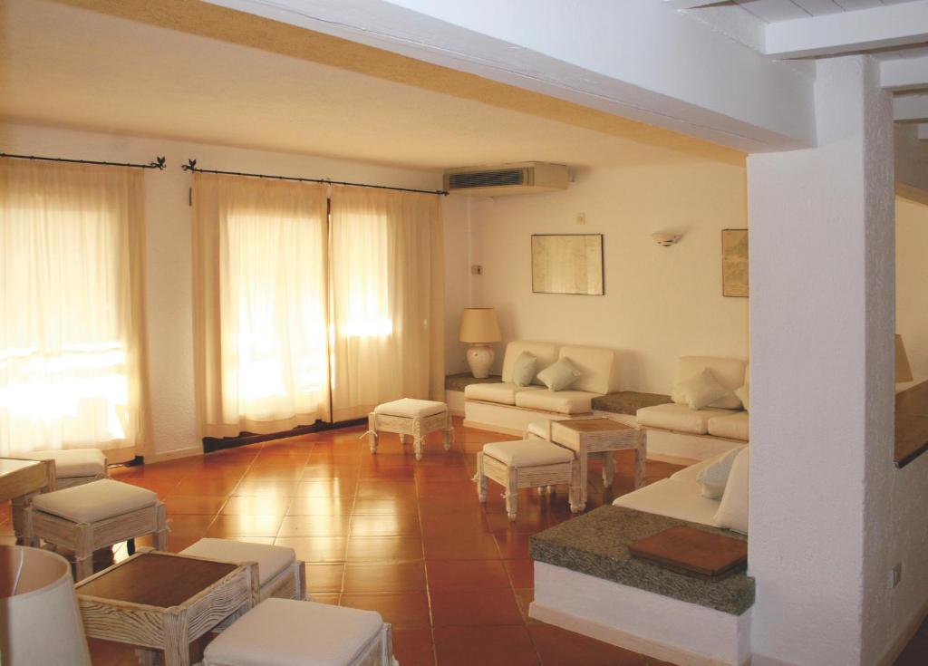 San Paolo viesnīcas gaiša un mājīga atpūtas telpa.