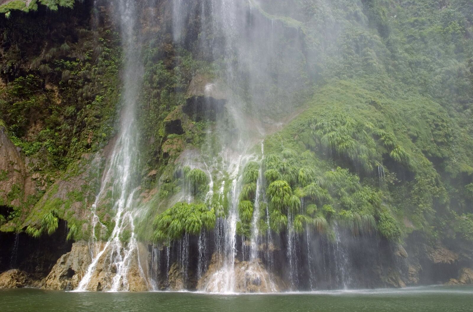 Sumidero kanjons Meksikā – upes klintis un ūdenskritumi Vanilla Travel ceļojumā