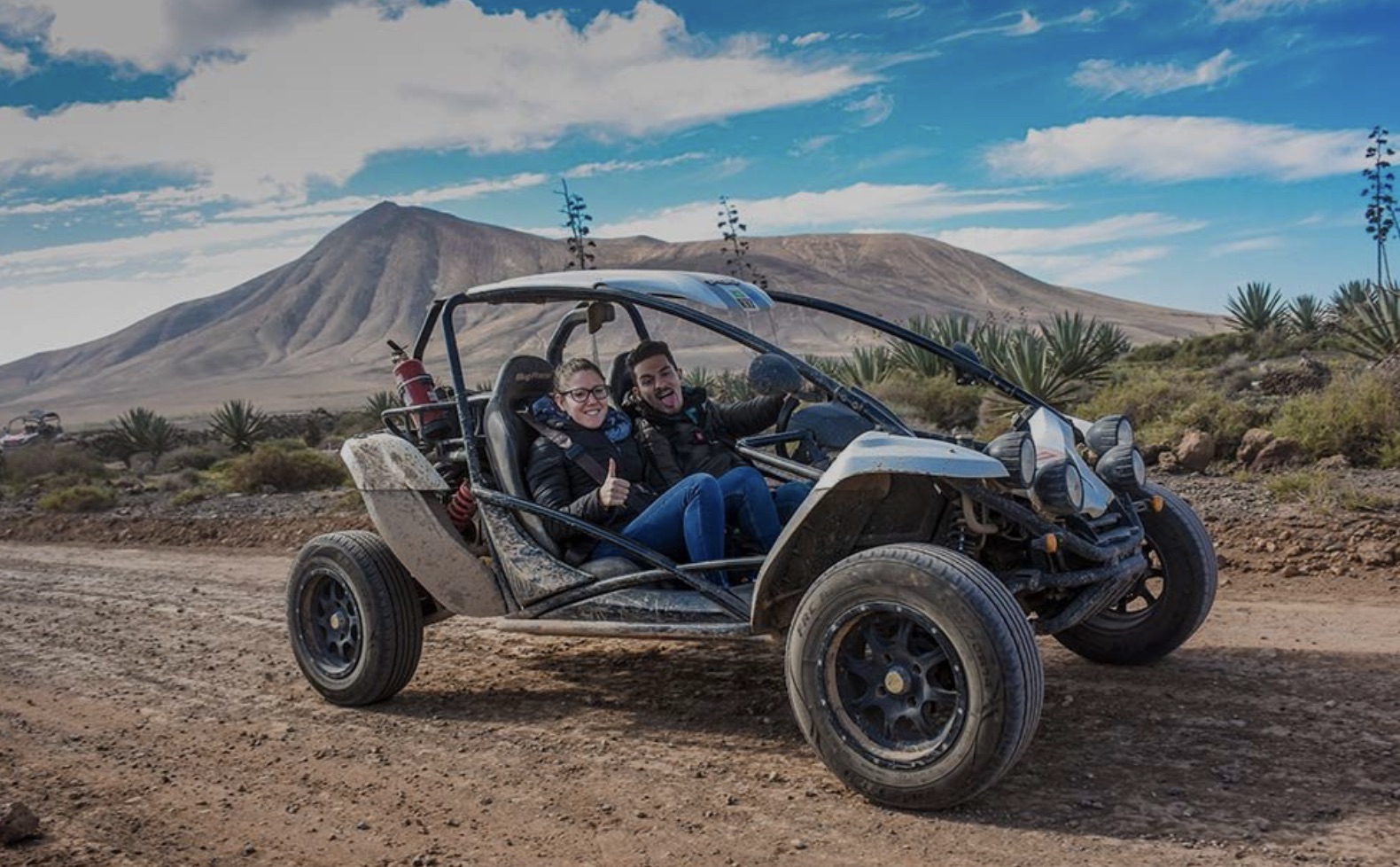 Dūnu bagiju piedzīvojums Fuerteventurā – smilšu kāpas un adrenalīns Vanilla Travel ceļojumā