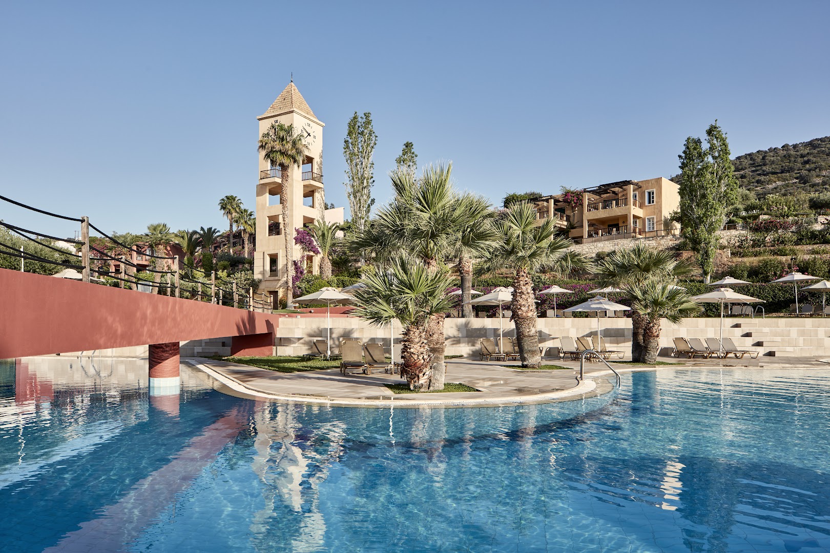 Candia Park Village 4*