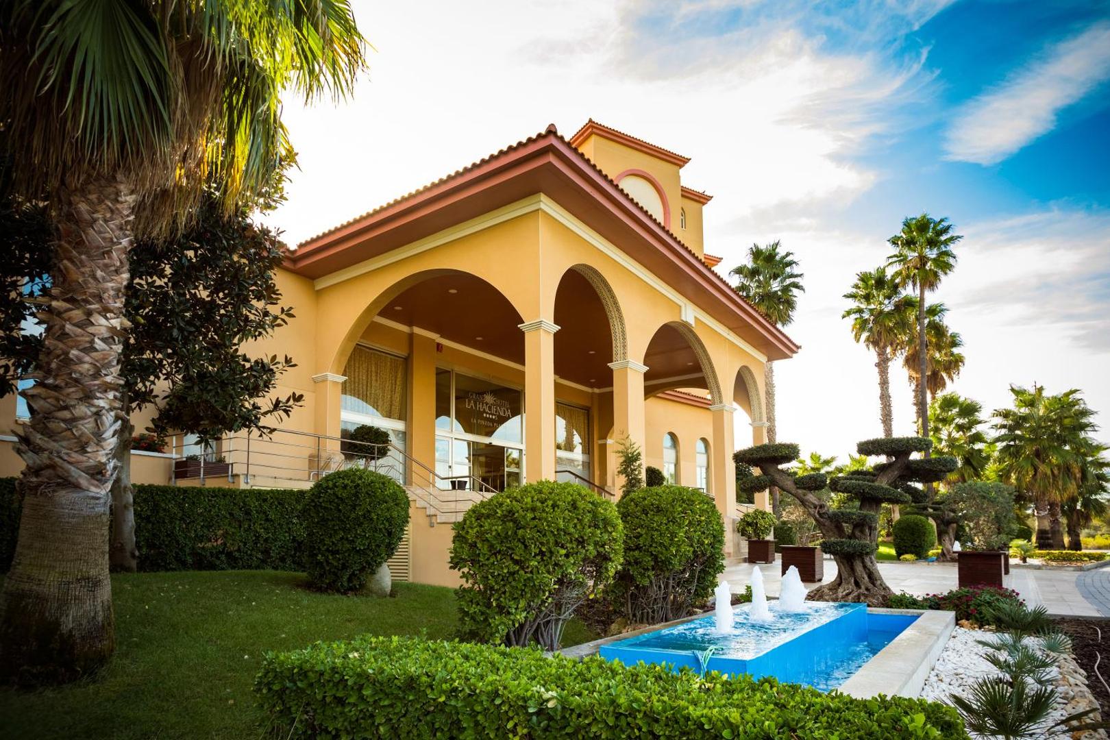 Ohtels La Hacienda 4*