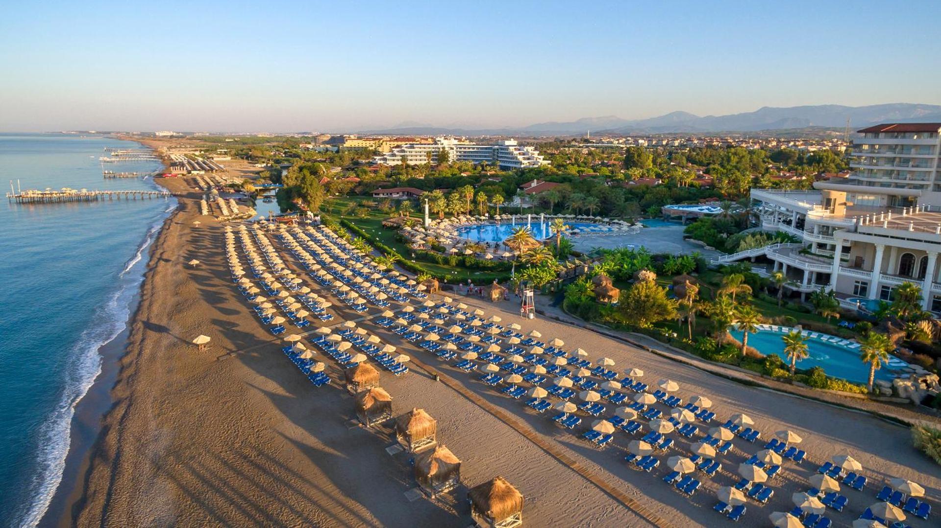 Starlight Resort 5*
