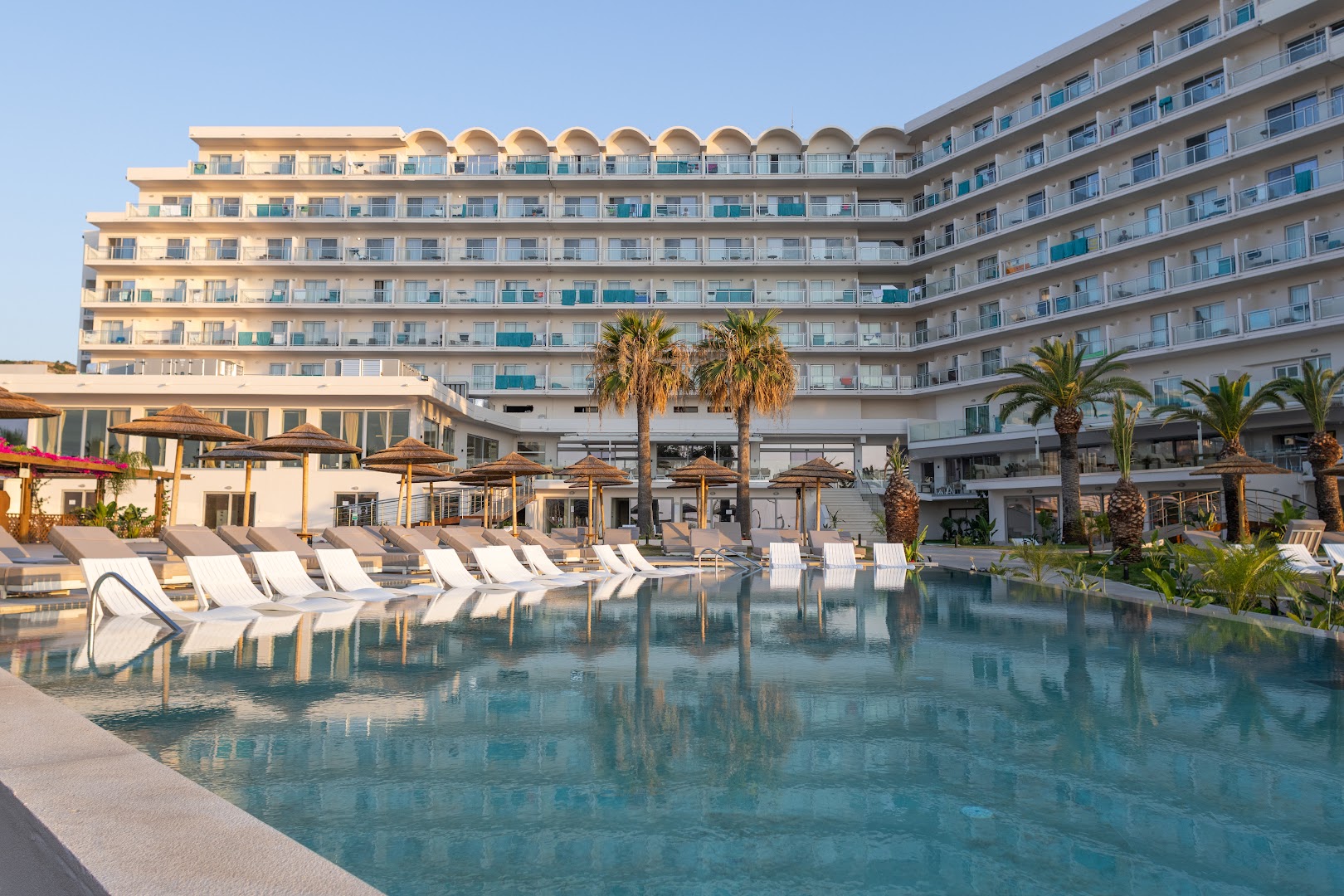 Pegasos Beach Hotel & Resort 5*