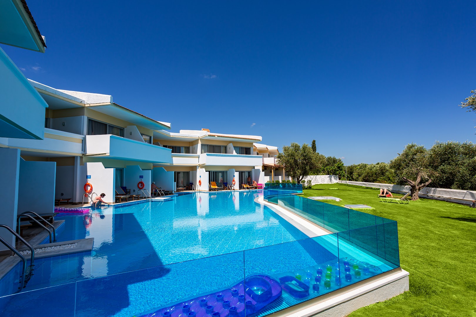 Lydia Maris Resort & Spa 4*