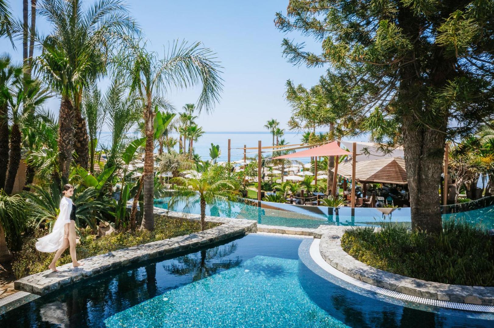 Amathus Beach 5*