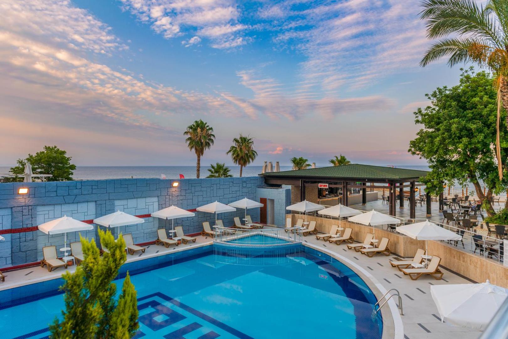 Sealife Kemer Resort Hotel 5*