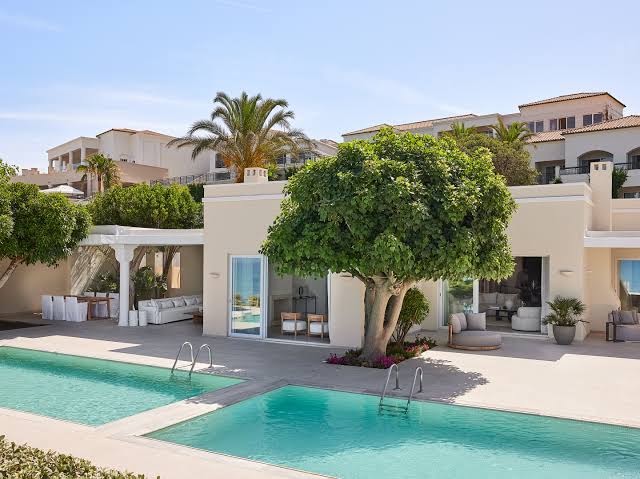 Grecotel Mandola Rosa 5*