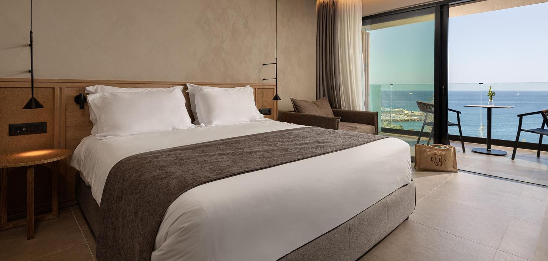 Helea Lifestyle Beach Resort elegants divvietīgs numurs ar balkonu un panorāmas skatu uz Vidusjūru Rodas salā