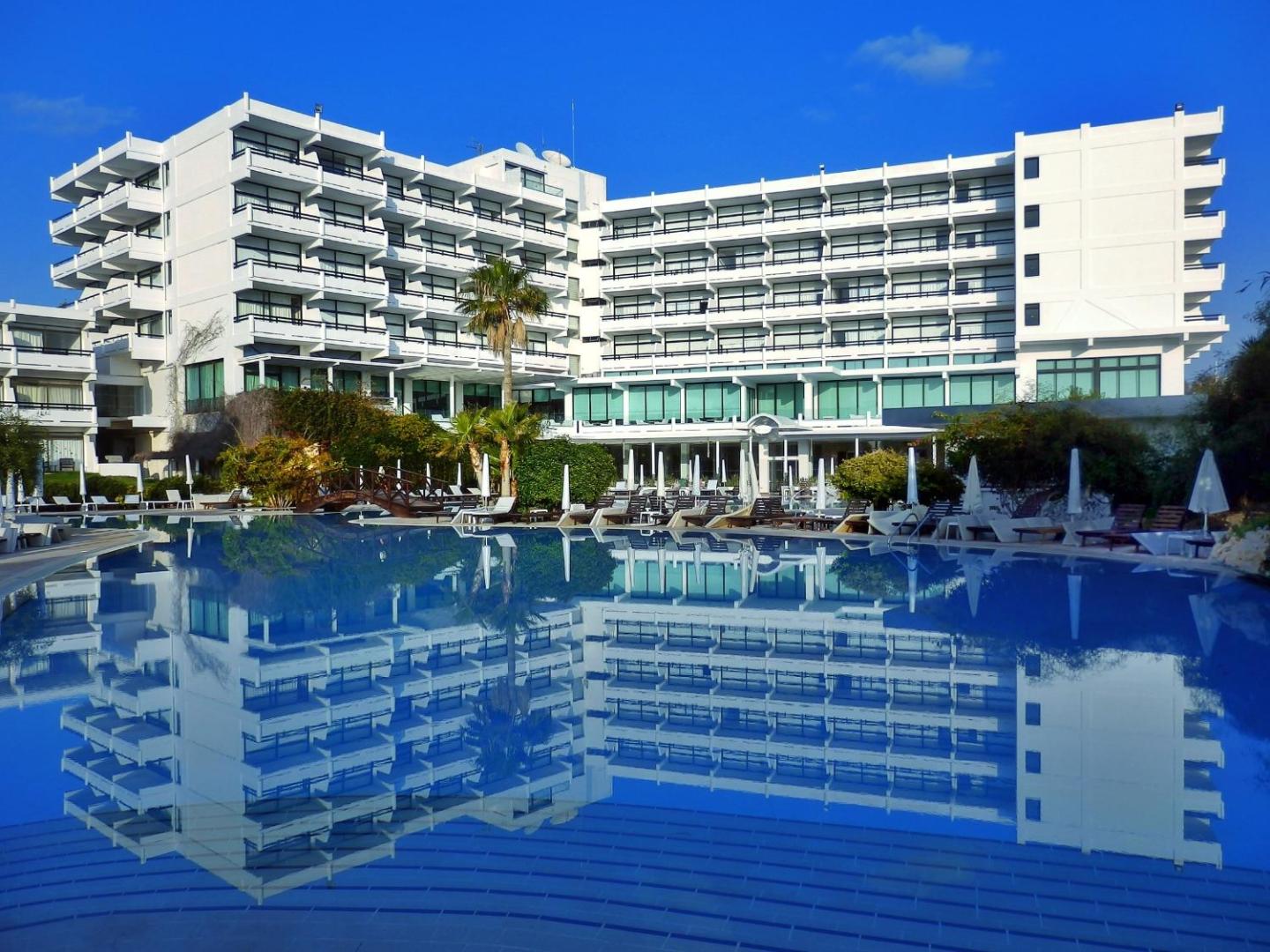 Grecian Bay 5*