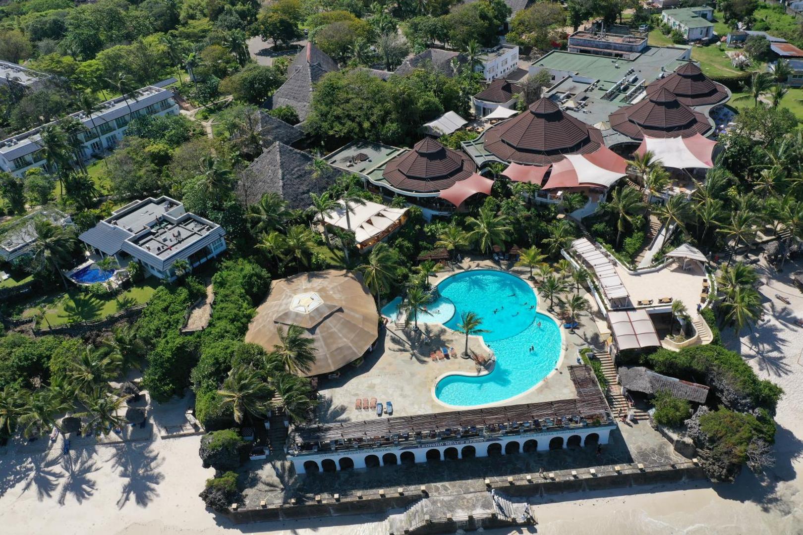 Leopard Beach Resort & Spa 5*