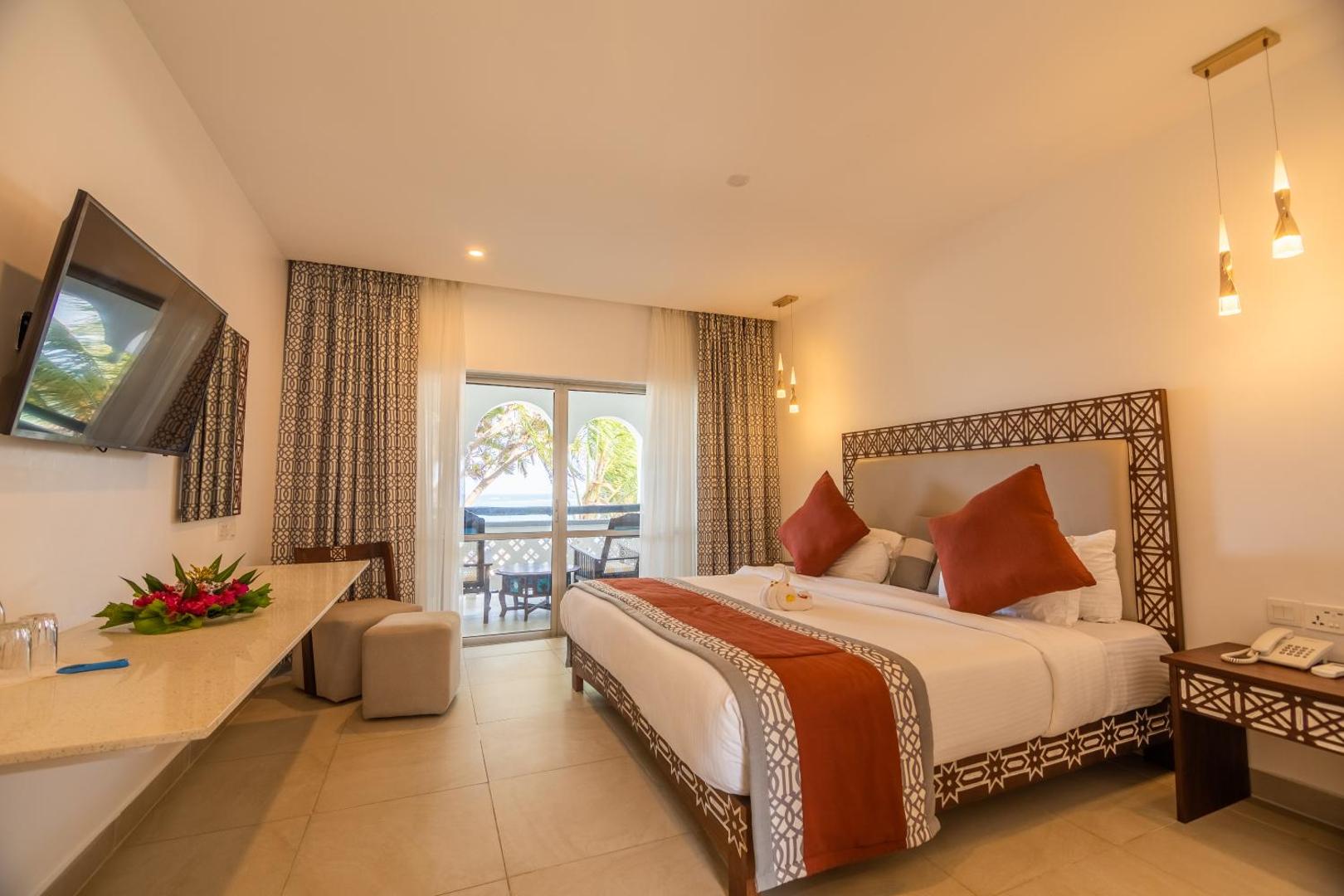 Southern Palms Beach Resort mājīgs numurs ar divguļamo gultu, balkonu un skatu uz dārzu Kenijas piekrastē, Diani pludmalē