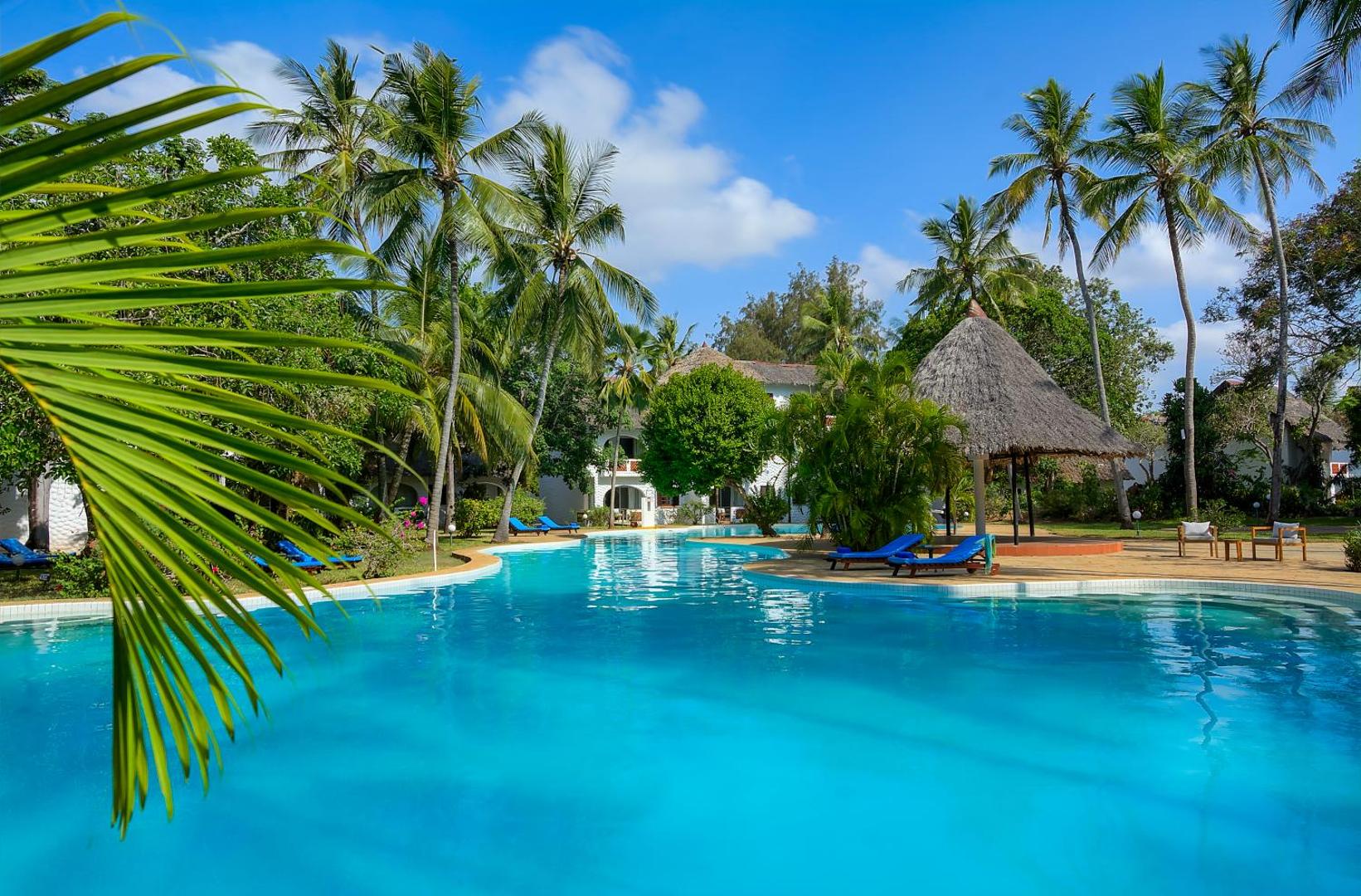 Diamonds Leisure Beach & Golf Resort 4*