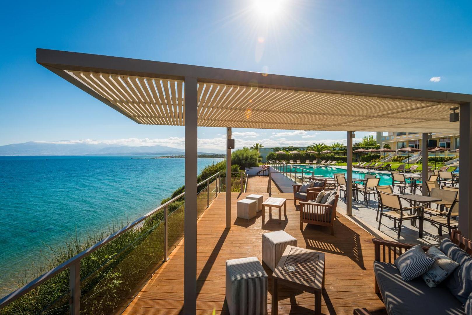 Niforeika Beach Hotel & Bungalows 3*