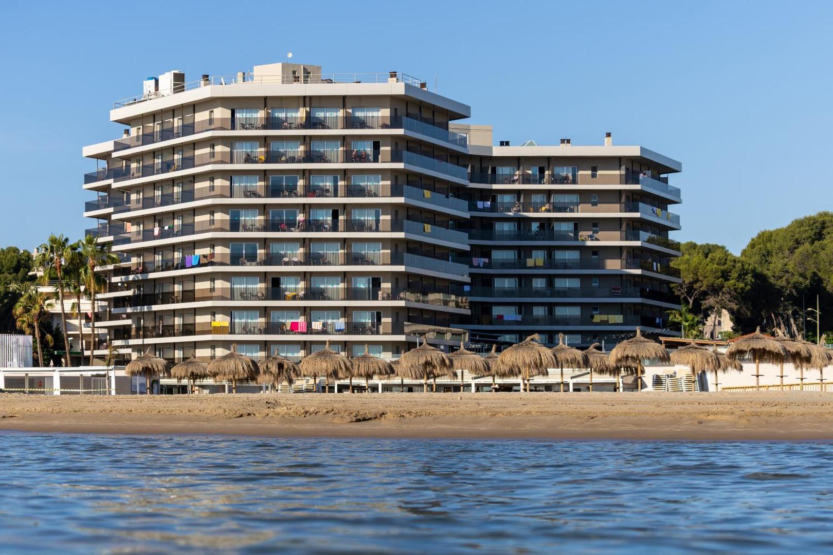 Golden Donaire Beach 4*