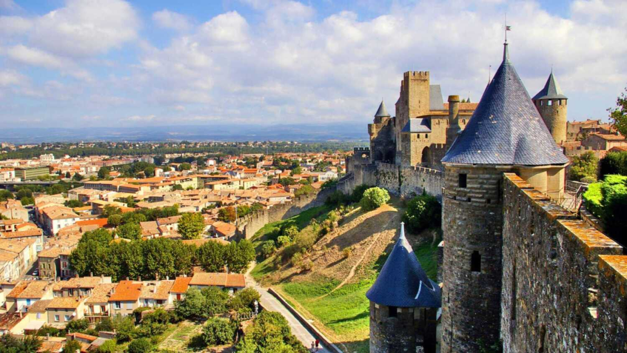 Maija brīvdienas vijolīšu pilsētā Tulūzā