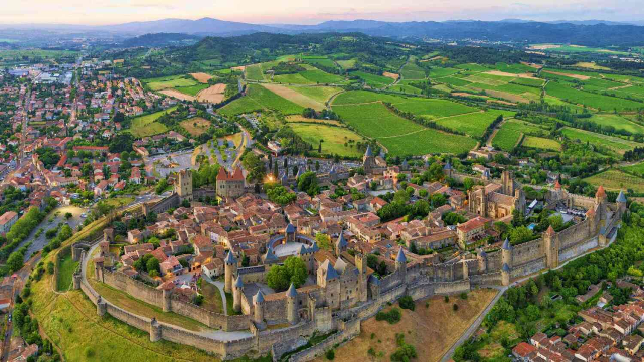 Maija brīvdienas vijolīšu pilsētā Tulūzā