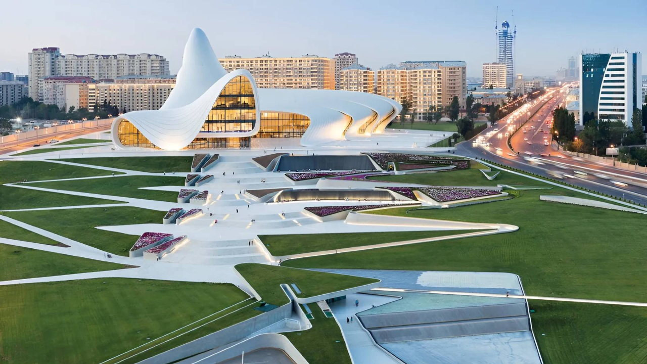 Atklāj Baku: Līgo brīvdienas Azerbaidžānā