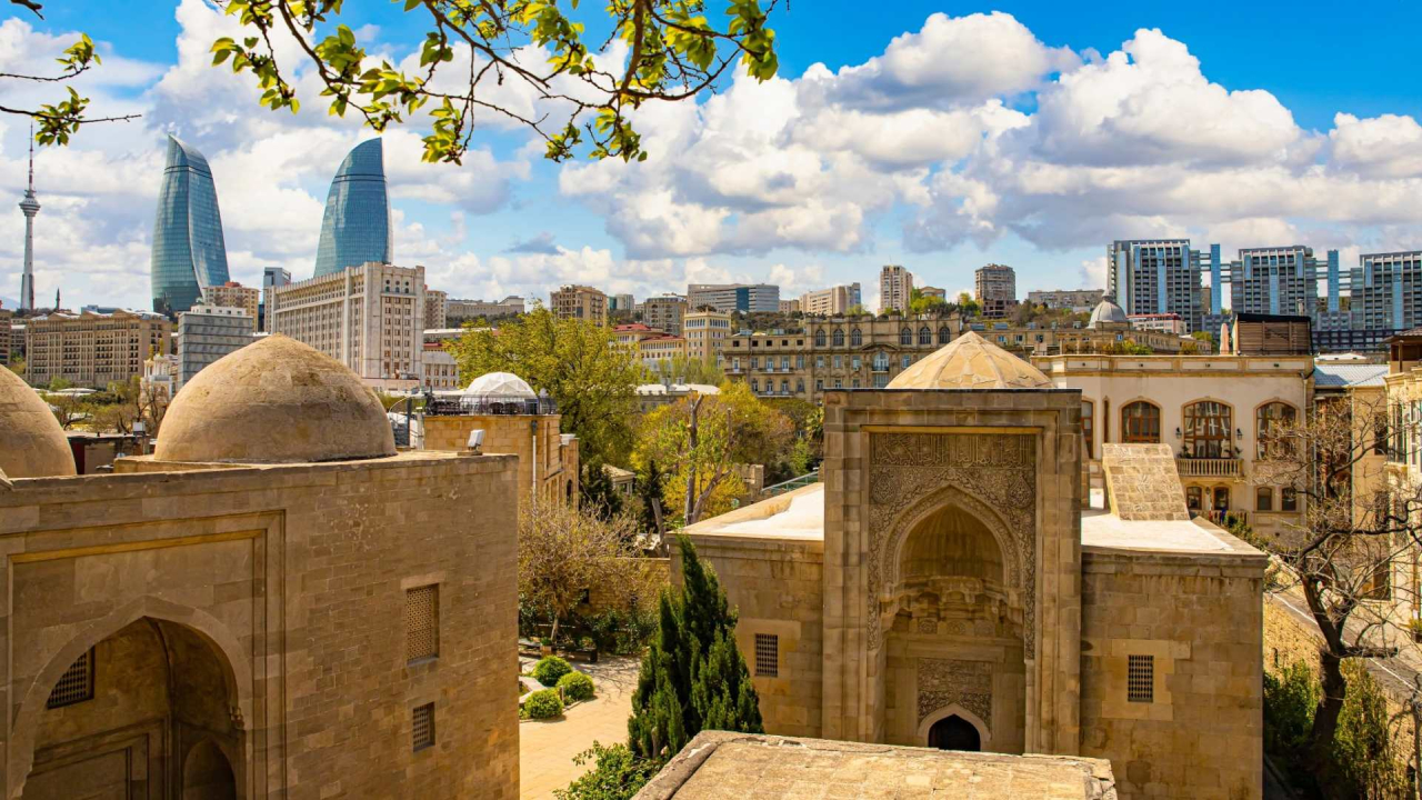 Atklāj Baku: Līgo brīvdienas Azerbaidžānā