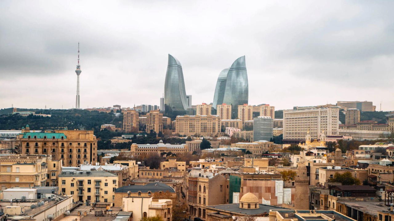 Atklāj Baku: Līgo brīvdienas Azerbaidžānā