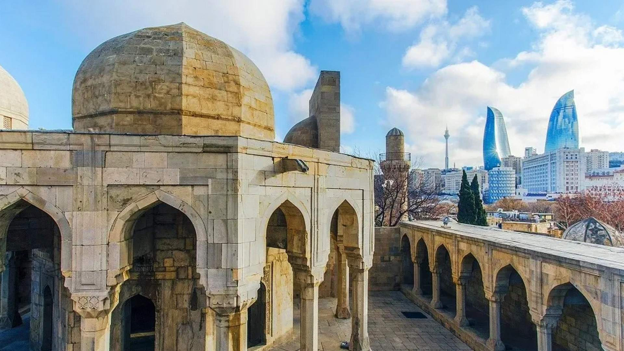 Atklāj Baku: Līgo brīvdienas Azerbaidžānā