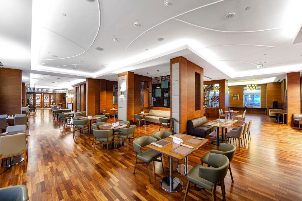 Atklāj Baku: Līgo brīvdienas Azerbaidžānā