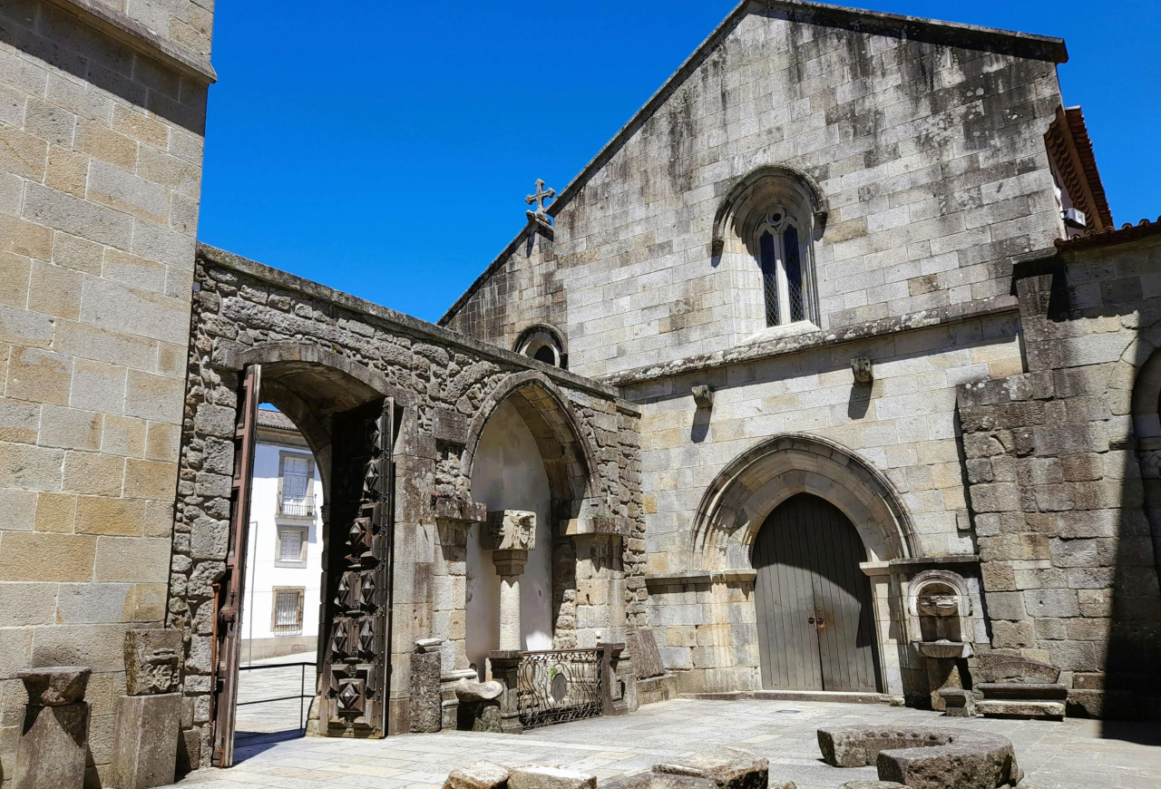 Porto un Portugāles ziemeļu šarms – kultūra, vīns un okeāna romantika