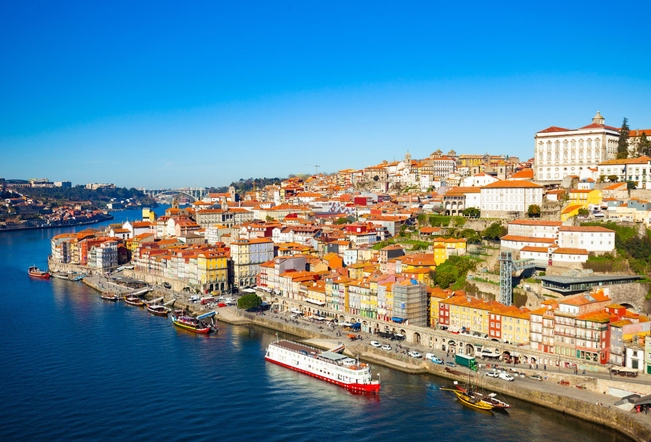 Porto un Portugāles ziemeļu šarms – kultūra, vīns un okeāna romantika