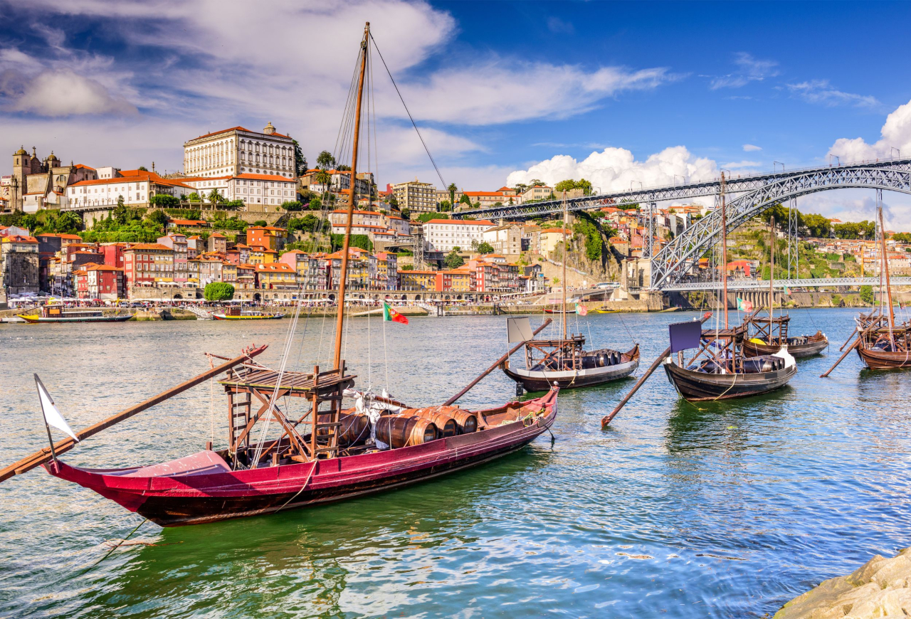 Porto un Portugāles ziemeļu šarms – kultūra, vīns un okeāna romantika