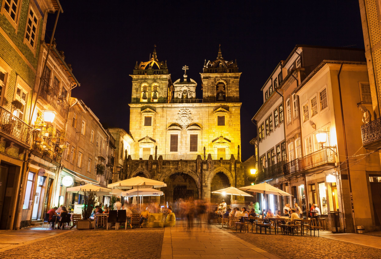 Porto un Portugāles ziemeļu šarms – kultūra, vīns un okeāna romantika